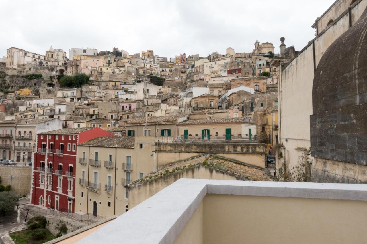 Aquila Sveva Domus Villa Ragusa Exterior photo